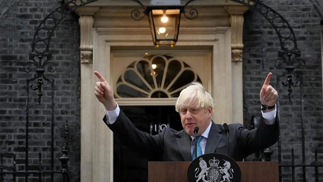 英媒：约翰逊向英国女王递交了辞呈 卸任英国首相