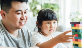 发现孩子自私怎么教育她（孩子太自私了怎么引导）