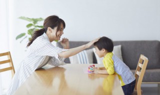 怎样改善孩子上课走神 怎样改善孩子上课走神的问题