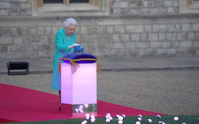 英国民众饱受通胀之苦，专家称女王离世雪上加霜