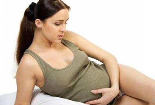 孕晚期睡姿不对会导致流产吗（孕晚期睡姿不对会影响胎位吗）