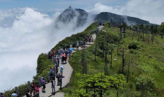 峨眉山旅游景点 峨眉山景点简介