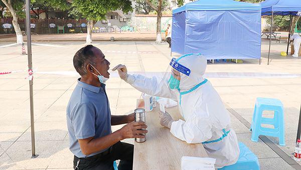 31省区市新增本土“102+746”