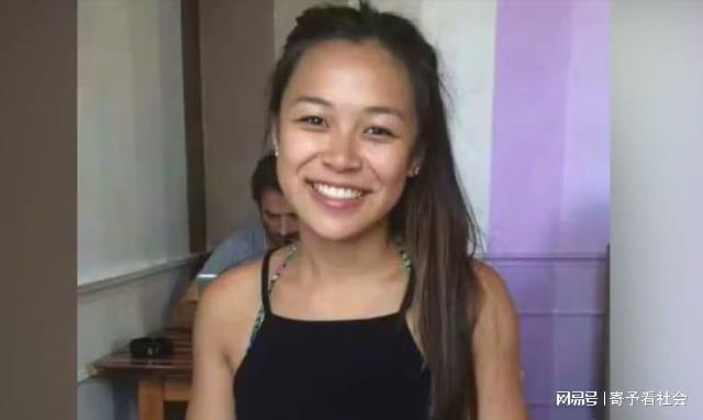 17年欧洲女孩认为自己是中国人，前往湖南寻亲，结果让她当场大哭