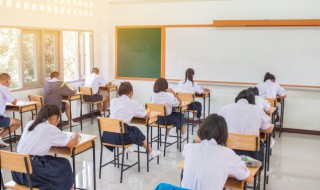 11岁的男孩子总爱顶嘴怎么办