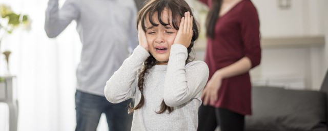 孩子没安全感是怎样造成的 孩子缺乏安全感是什么原因造成的