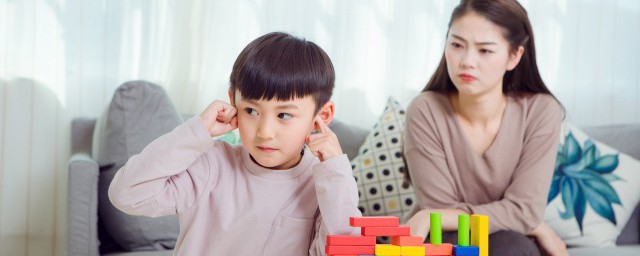 孩子性格内向有哪些表现