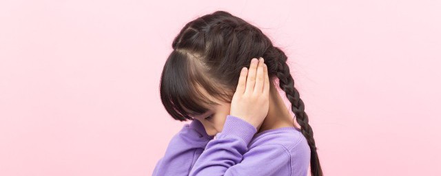 女孩孩子性格特别的犟怎么办 小孩脾气很犟怎么办