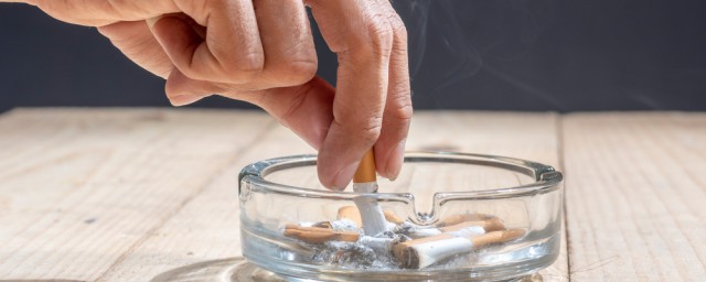 发现孩子抽烟如何正确对待 发现孩子抽烟处理方法