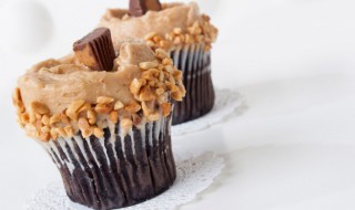 蛋糕不能和什么一起吃 蛋糕不可以和什么一起吃