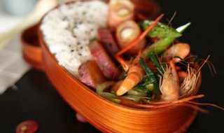 海鲜不能和什么 海鲜不能和什么食物一起吃