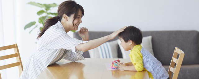 发现孩子偷玩游戏该怎么办 发现孩子偷玩游戏解决方法