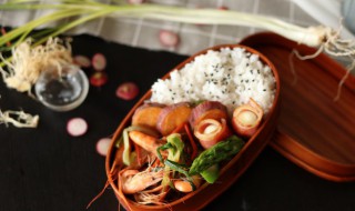 海鲜不能和什么同吃 吃海鲜不能吃什么