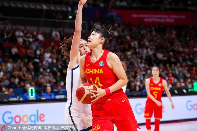 郑薇：希望更多球员去WNBA 和顶级强队仍有差距