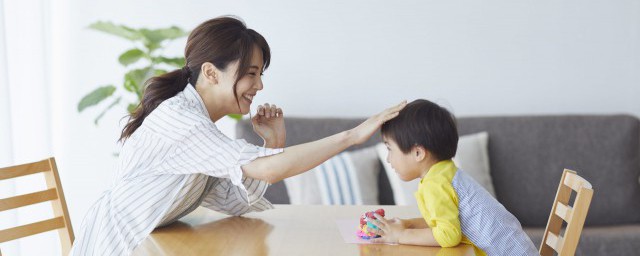 如何教育自信心的孩子 教育自信心的孩子方法