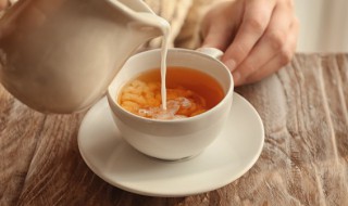 茶叶奶茶可以加蜂蜜吗 茶叶奶茶能加蜂蜜吗