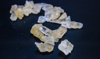 茶叶水能放冰糖吗 茶叶水能不能放冰糖