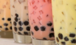 奶茶中珍珠是什么做成的 奶茶中的珍珠怎么做
