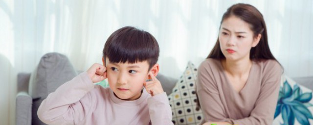 孩子突然抗拒上幼儿园 孩子突然抗拒上幼儿园怎么处理