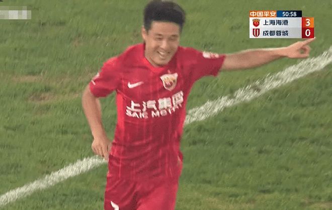 中超-武磊回归后首发梅开二度 海港3-0成都升至第3