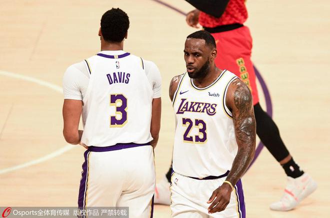 曝詹皇反复劝说浓眉成为头号核心 让他接管湖人