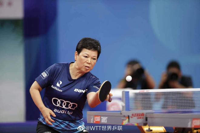 世乒赛伊藤美诚率日女乒3-0 倪夏莲2分爆冷胜韩国