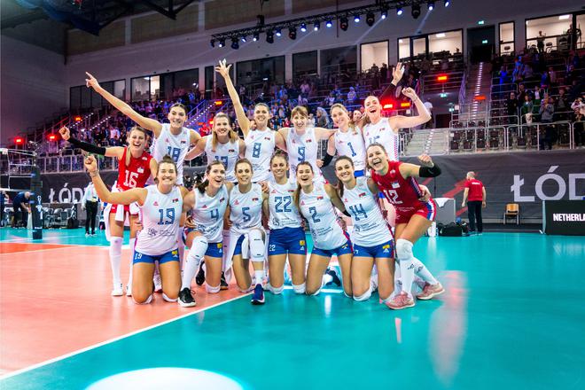 女排世锦赛塞尔维亚3-0美国五连胜 土耳其获小组第一