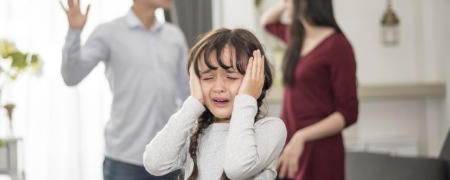 孩子经常被同学欺负怎么办 孩子在学校被同学欺负怎么办