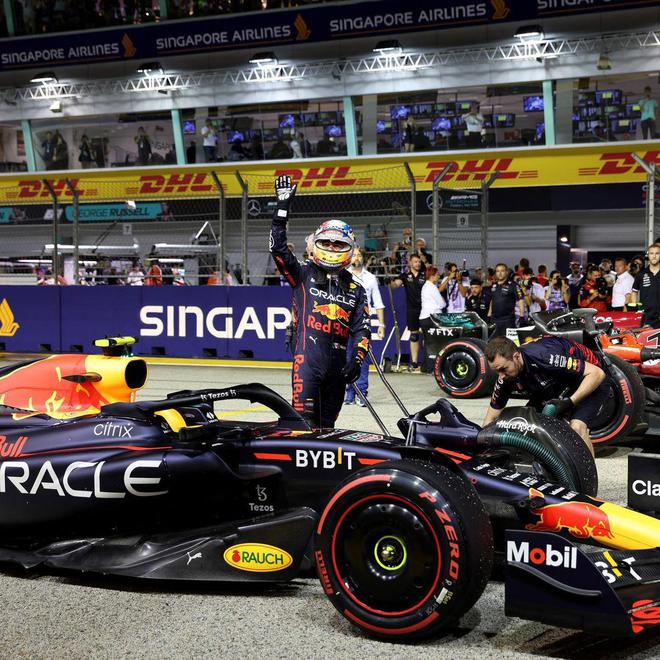 F1新加坡站：佩雷兹力压勒克莱尔夺冠 周冠宇退赛