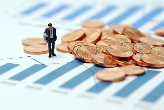 马斯克收购推特再反转，对簿公堂变原价收购，为何钢铁侠又反悔？