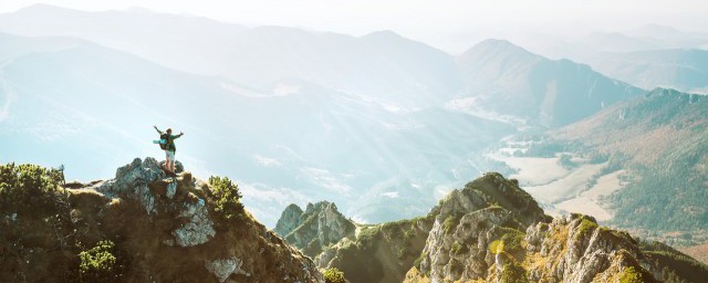 想去黄山旅游注意什么饮食 去黄山旅游有哪些好吃的