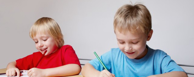 如何教育孩子不戳弄同学 教育孩子不戳弄同学的方法