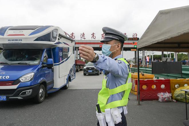 返程高峰和“落地检”叠加，上海G40高东站如何应对？