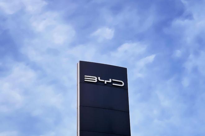 500万扩建电池厂为苹果供货，比亚迪或为扭转手机业务业绩下滑