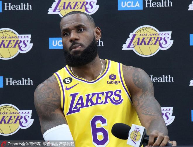 泄气了?詹皇:新赛季哪有什么愿景 能健康就知足了