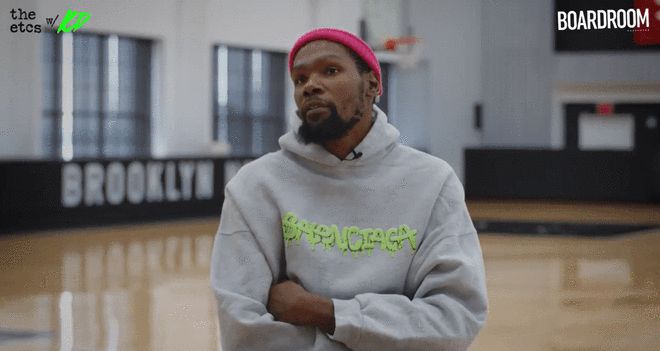 杜兰特维护威少:在大人物身边打球 什么都会被放大