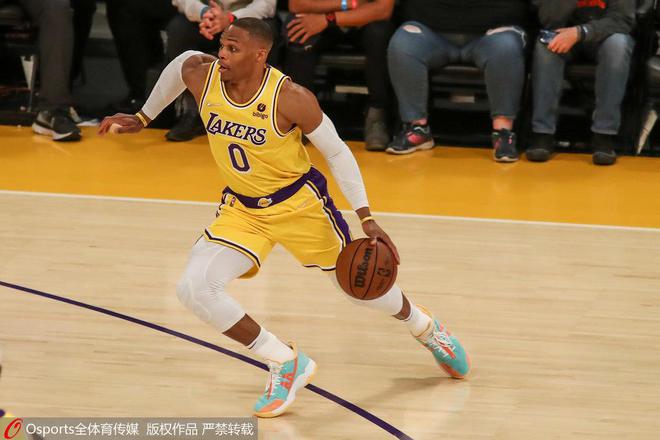 11中0!威少铁到湖蜜求他别出手 快船直接放他投