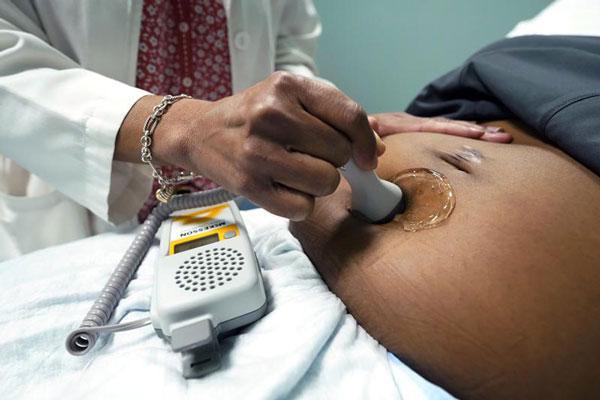最新调查：新冠疫情致美国孕产妇死亡率激增80%
