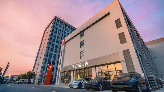 对回购松口，特斯拉老了