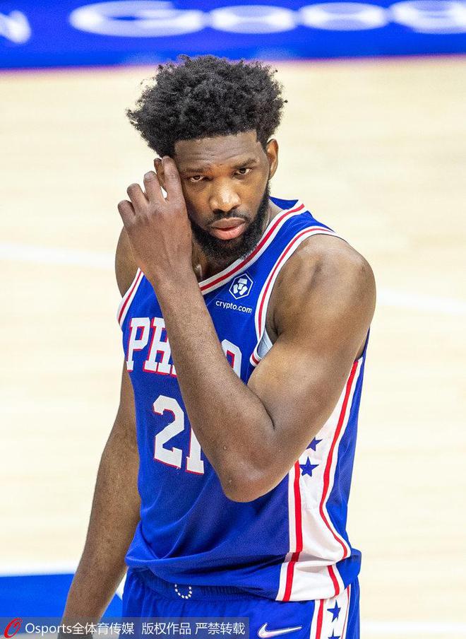 大帝空砍40+13仍难求一胜 篮板被爆遭自家球迷狂嘘