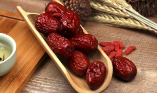 什么人不宜吃红枣 哪些人不适合吃红枣