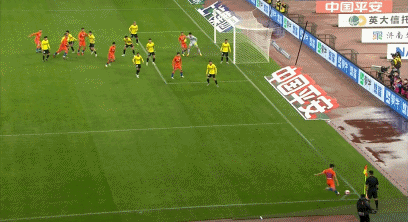 山东2-0广州了!刘洋头槌 克雷桑爆射斩第13球