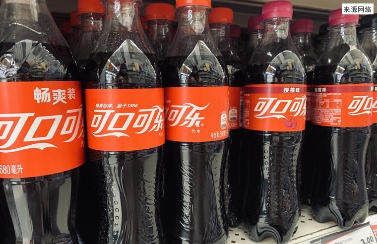 男子胃结石医生开药2大瓶可乐 喝一个星期就好了