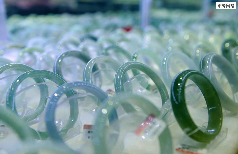 岫玉是最不值钱的玉吗 产量太大价值相对不高