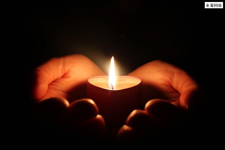 “全球最脏的人”洗澡后去世 生前只吃腐烂的食物