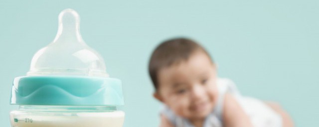 新生儿用什么材质的奶瓶好 新生儿奶瓶用什么材质的好