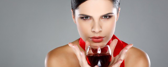 喝不完的红酒可以做什么菜 喝不完的红酒能做哪些菜