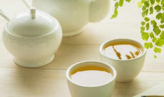 女人喝绿茶有什么好处 女人喝绿茶的功效与作用