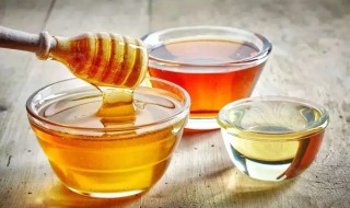 女人喝蜂蜜水有什么好处和坏处 蜂蜜的主要成分是什么