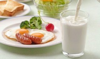 牛奶的好处和坏处 牛奶有哪些好处和坏处